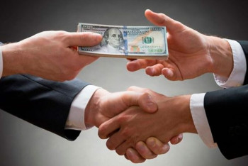 Фотография к новости: Коррупционеров в Казахстане стали ловить чаще, но сажать реже