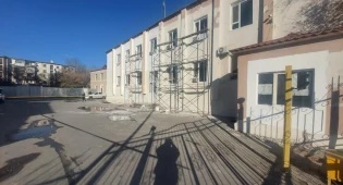 Смерть в поликлинике: лестница упала на женщину в Кызылорде