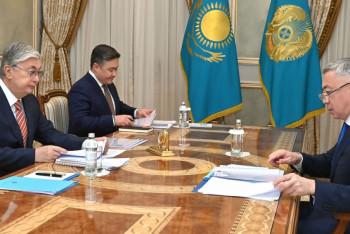 Фотография к новости: Токаев поручил активнее защищать национальные интересы на международных рынках