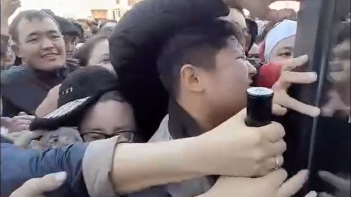 скриншот с видео