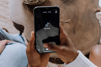 Фотография к новости: Жительница Тараза попала под суд из-за видео в TikTok