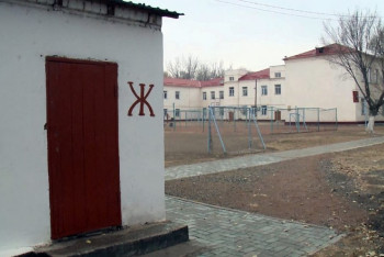 Фотография к новости: О страшных школьных туалетах можно анонимно сообщить в Минпросвещения