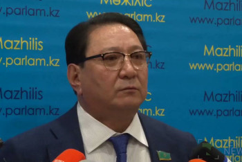 Фотография к новости: "Вместо букета цветов женщинам будем дарить пучок укропа" — депутат о росте цен на продукты