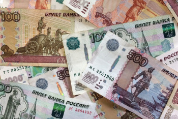 Фотография к новости: Банкам планируют разрешить разовый вывоз из Казахстана наличных рублей