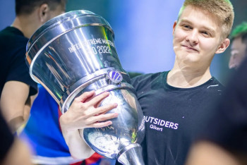 Фотография к новости: Казахстанец стал чемпионом мира по Counter-Strike и принёс команде 500 тысяч долларов