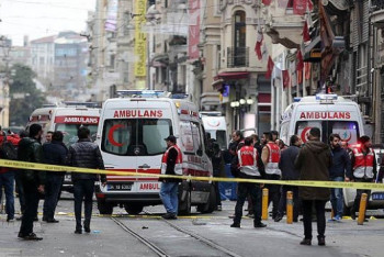 Фотография к новости: Казахстанцев нет среди пострадавших при взрыве в туристическом центре Стамбула - МИД