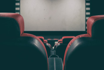 Фотография к новости: Услуги кинотеатров в Казахстане подорожали на 10%