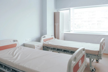 Фотография к новости: В Казахстане на 271 ребенка приходится одна детская больничная койка