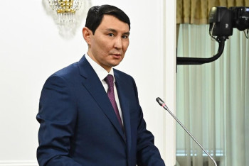 До 1,7 миллиона тенге составляет зарплата членов кабмина — Жамаубаев