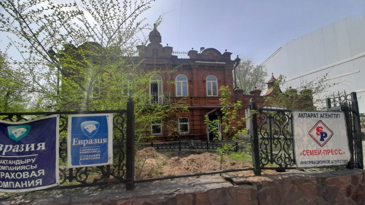 Павел Жуков