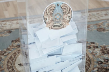 Фотография к новости: Выборы прошли в соответствии со стандартами демократических стран — эксперт