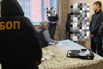 Фотография к новости: В Костанае задержали вымогателя, представлявшегося сотрудником УБОП