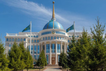 Фотография к новости: Премьер-министр Пакистана поздравил Токаева