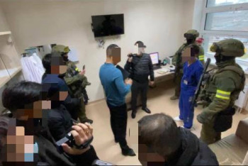 Фотография к новости: В больнице Астаны медработник продавал гашиш