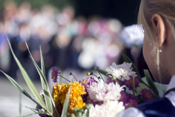 Фотография к новости: Минпросвещения введёт дополнительные льготы для детей погибших полицейских, пожарных и военнослужащих