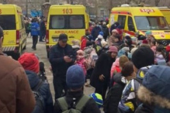 Фотография к новости: Детей и учителей эвакуировали из школы в Кызылорде