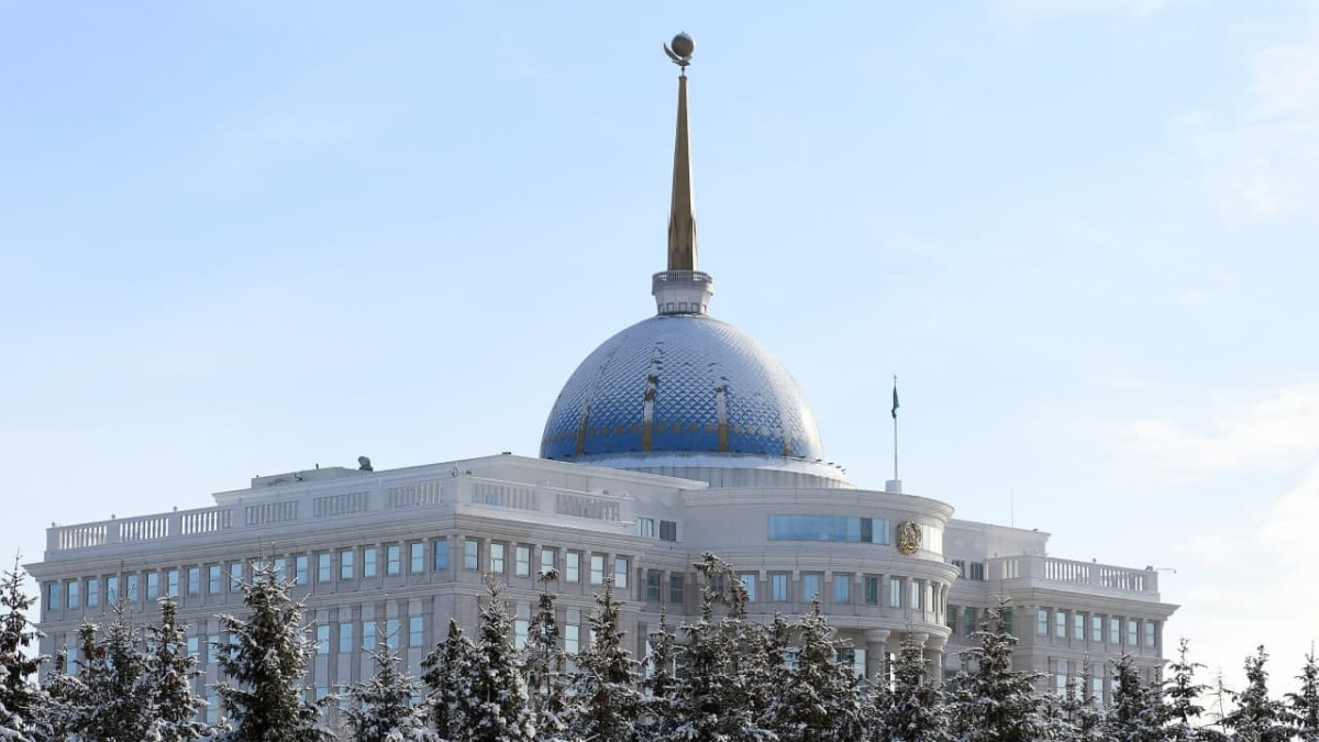 Мирзиёев поздравил Токаева с 30-летием установления дипломатических отношений между Казахстаном и Узбекистаном