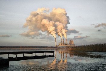 Фотография к новости: Два завода оштрафовали за загрязнение воздуха в Атырауской области