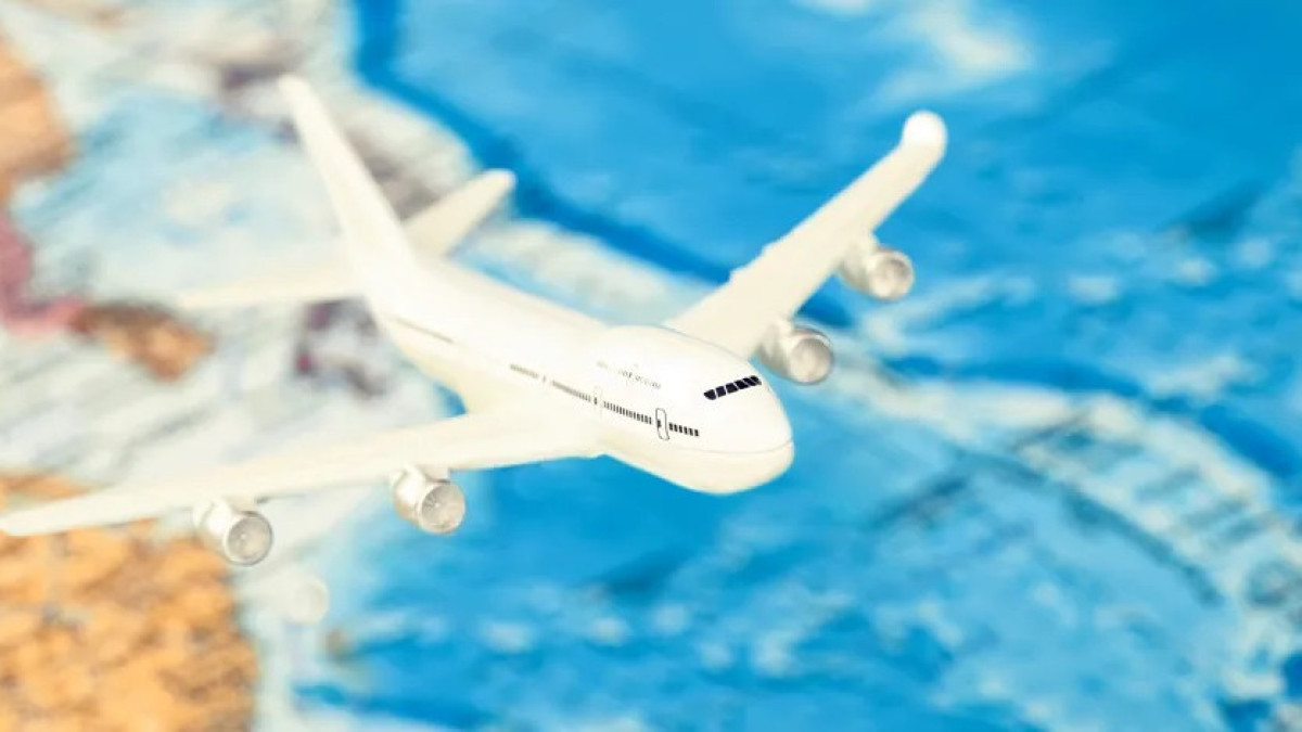 Авиабилеты в Европу станут дешевле — Каирбек Ускенбаев