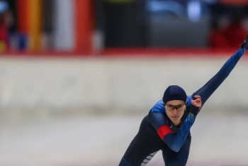 Сколько медалей взяли казахстанские конькобежцы в первый день соревнований в Финляндии