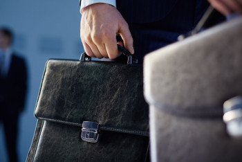 Фотография к новости: Двоих депутатов из Кыргызстана не пустили через границу с Казахстаном