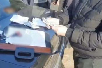 Фотография к новости: Недовольный пациент вымогал у врача два миллиона тенге в Туркестанской области