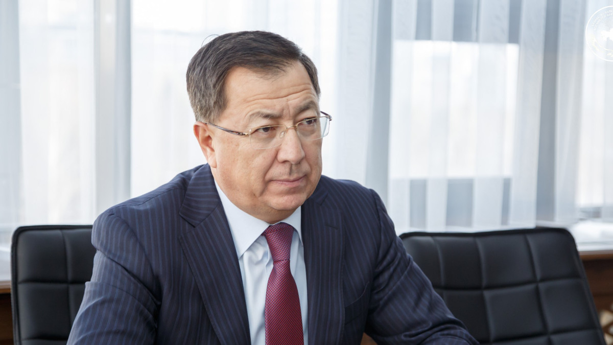 assembly.kz - Жансеит Туймебаев