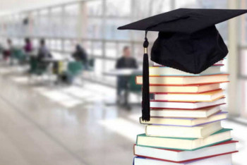 Фотография к новости: Дополнительные гранты для педагогической специальности не нужны - Минпросвещения