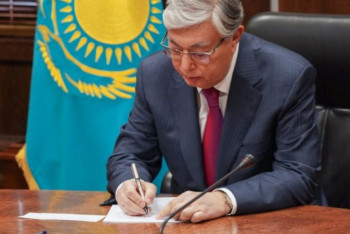 Токаев направил телеграмму соболезнования председателю КНР Си Цзиньпину