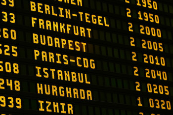 Возвращать деньги казахстанцам за задержку авиарейсов будут по-новому