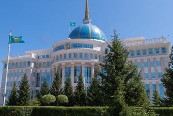 Фотография к новости: Токаев переназначил акимов Шымкента и Атырауской области