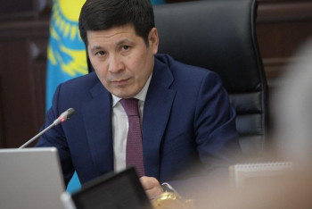 Фотография к новости: Токаев освободил от должности акима Павлодарской области