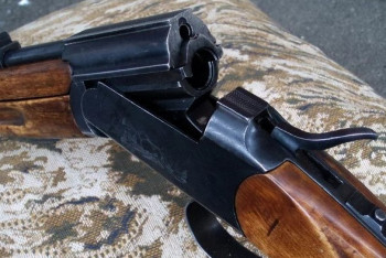 Фотография к новости: В Алматы нашли тайник с похищенным оружием в ходе январских событий