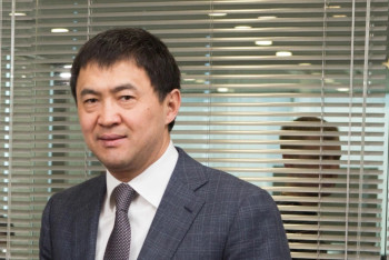 Фотография к новости: Кайрат Сатыбалды этапирован в колонию - суд