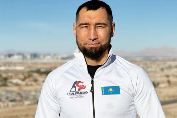 Фотография к новости: Вышедший из комы казахстанский боксёр вернулся из США на родину