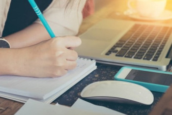 Фотография к новости: Школьникам столицы вновь разрешили учиться из дома 7 декабря