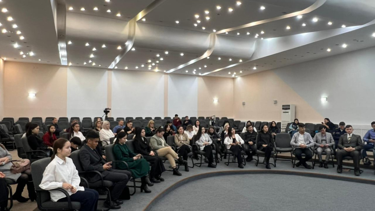 Асель Турар