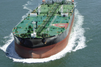 Фотография к новости: Ситуацию с застрявшими нефтяными танкерами прокомментировали в Минэнерго РК