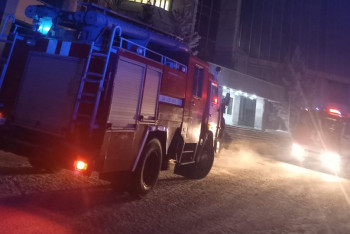 В Павлодаре горела гостиница "Сарыарка"