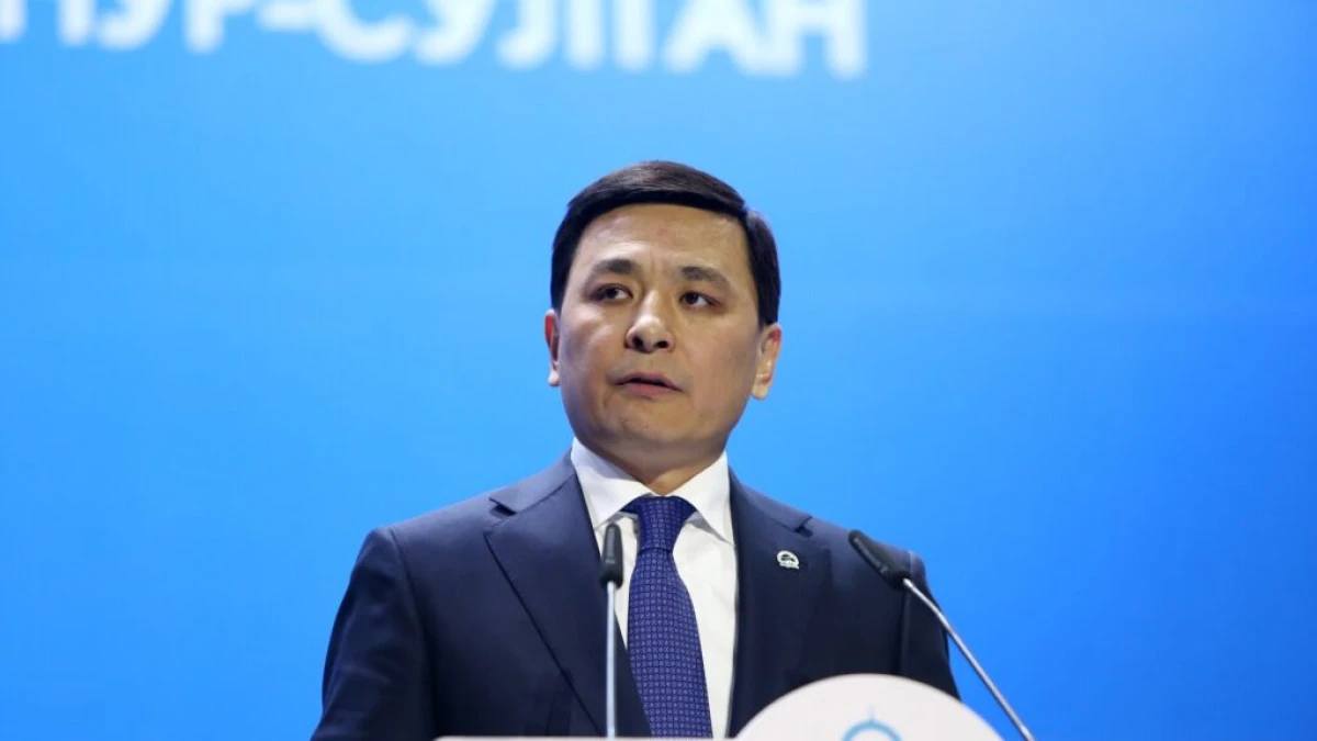 kz.kursiv.media