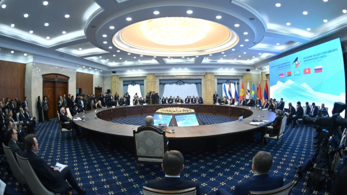 Глава государства призвал улучшить взаимодействие с государствами — партнёрами ЕАЭС