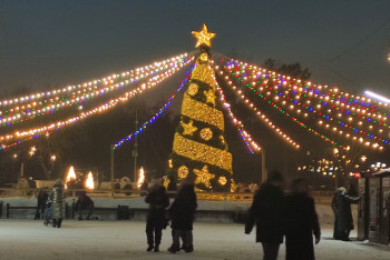 Фотография к новости: Ёлка, салют и каток: как готовятся к Новому году в Караганде