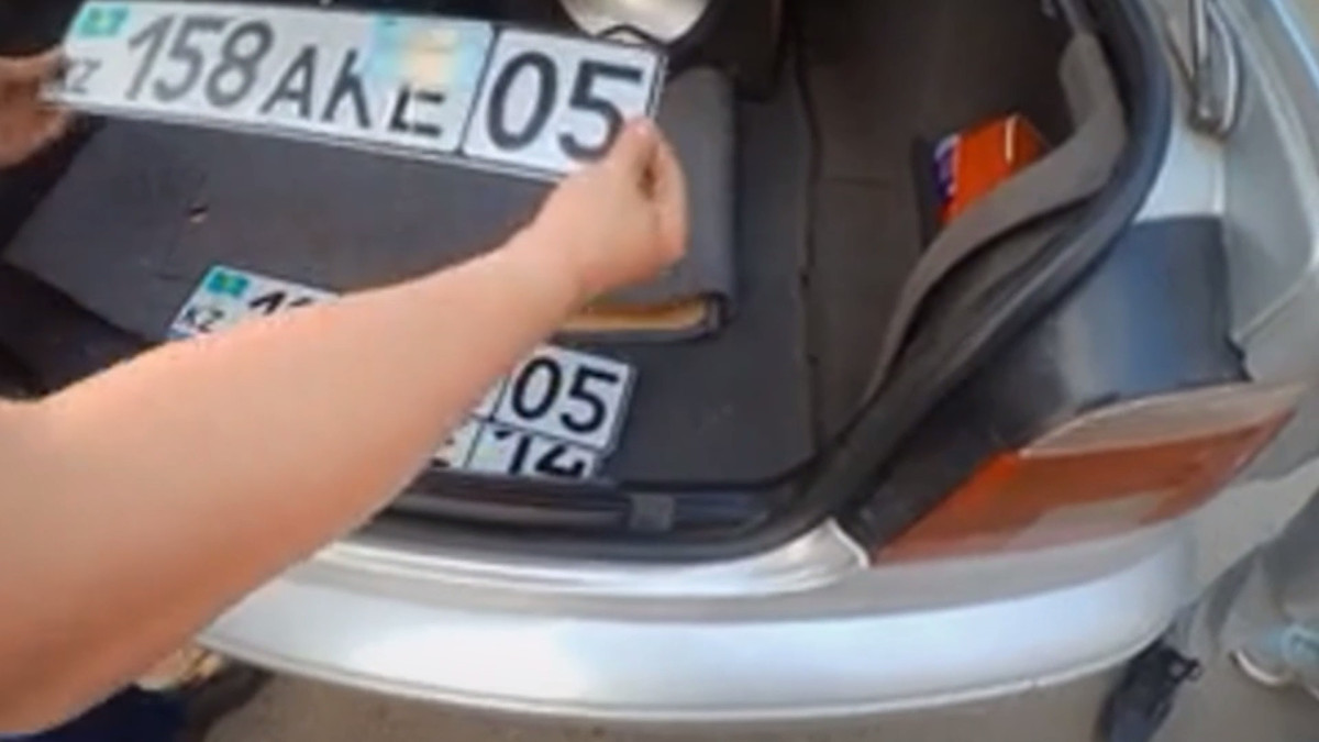 кадр из видео