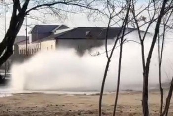 Фотография к новости: Произошёл очередной порыв на теплотрассе в Актау