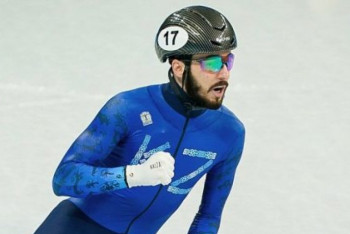 Денис Никиша стал вторым на этапе Кубка мира по шорт-треку