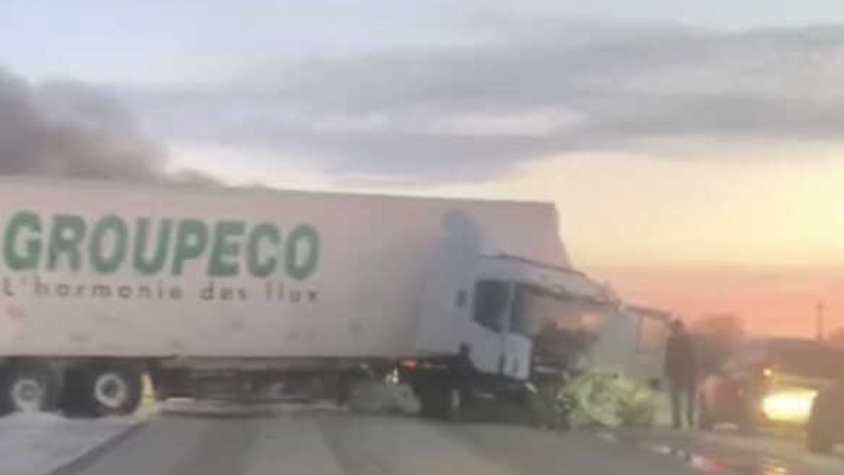 кадр из видео