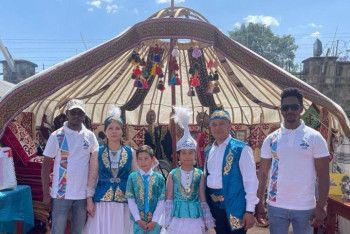 Фотография к новости: Казахская юрта впервые представлена в столице Африканского союза