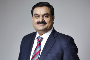 Фотография к новости: В Астану прибыл индийский миллиардер Гаутам Адани