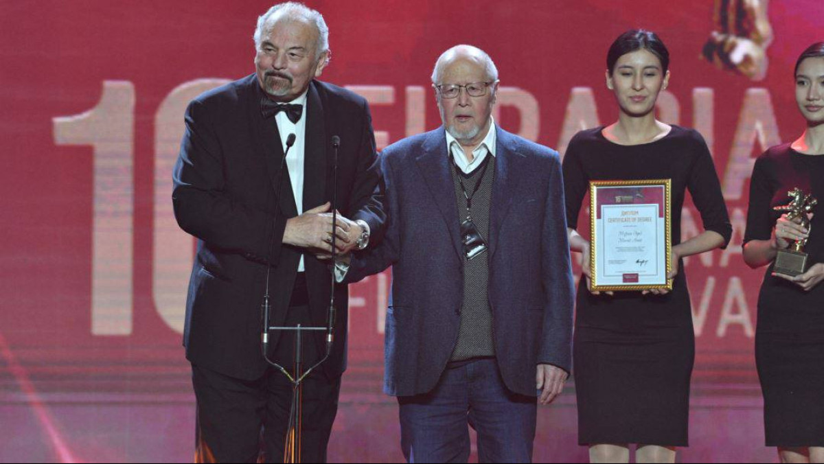 Участники кинофестиваля "Евразия" получили первые награды