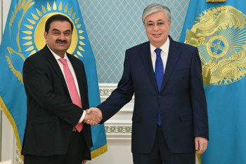 Фотография к новости: Глава государства принял в Астане индийского миллиардера Гаутама Адани